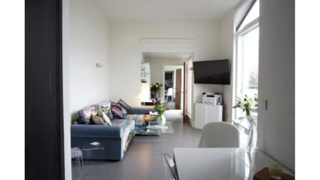 Modern, Spacious 2BR Flat in Oxford - Pass the Keys