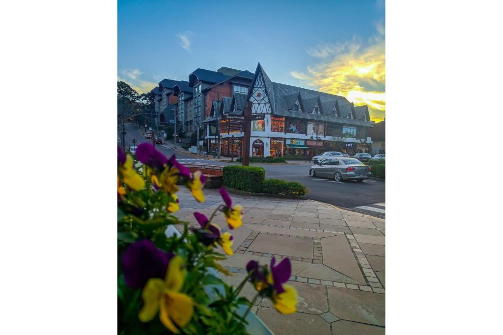  Apartamento MIRANTE 3 minutos da Rua Coberta