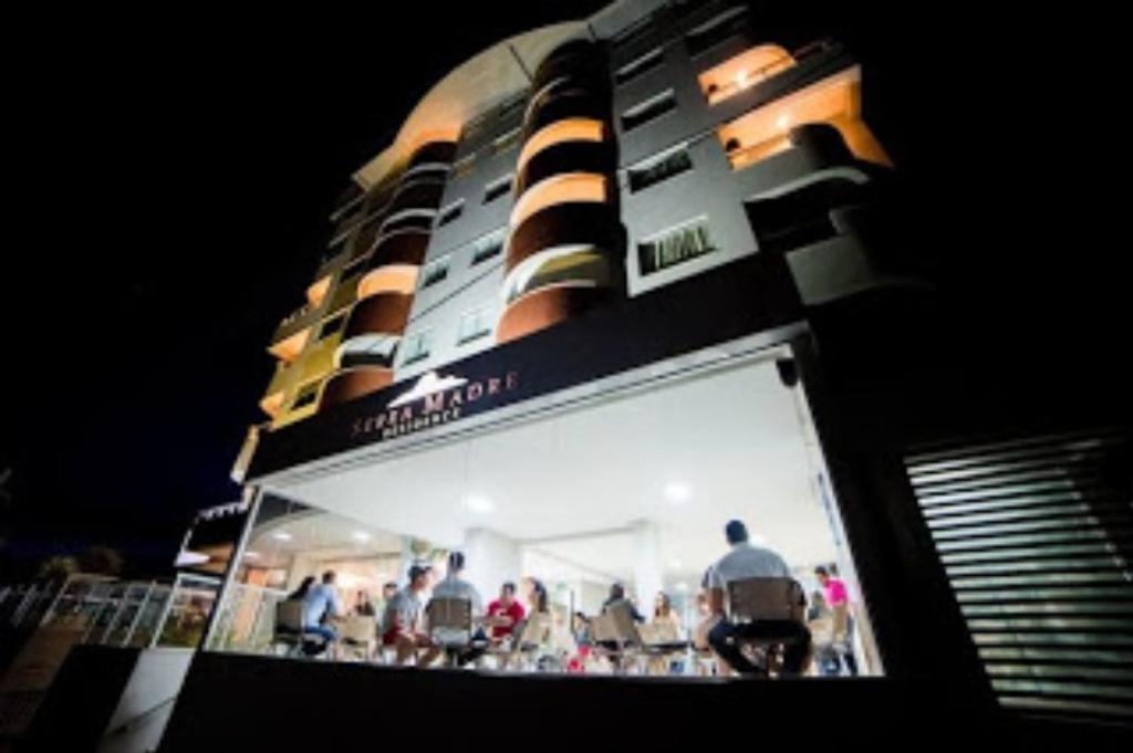  Hotel Serra Madre Residence