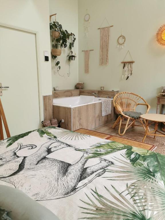 La Cour d'Hortense - Suite Avec Baignoire Spa