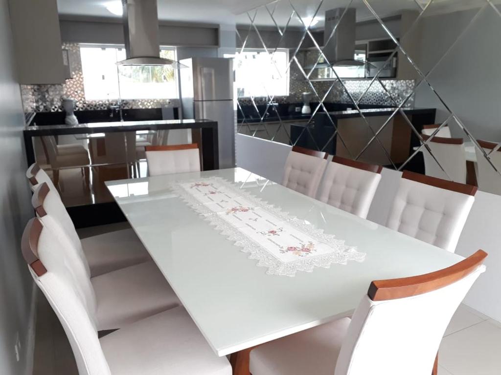 Apto. 03 Quartos à 500m da Praia  Apto. 03 Quartos à 500m da Praia