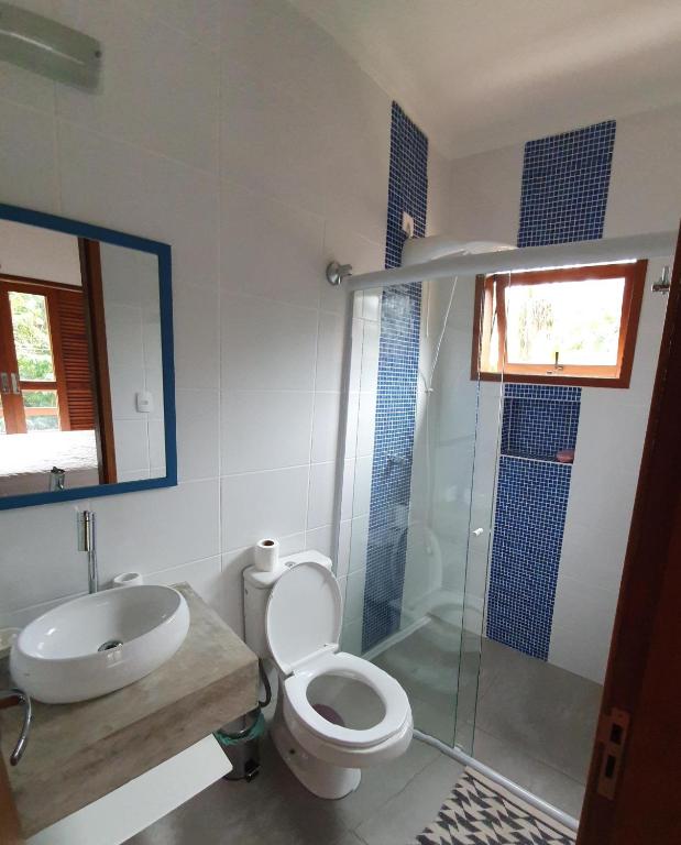  Casa em condomínio com piscina privativa