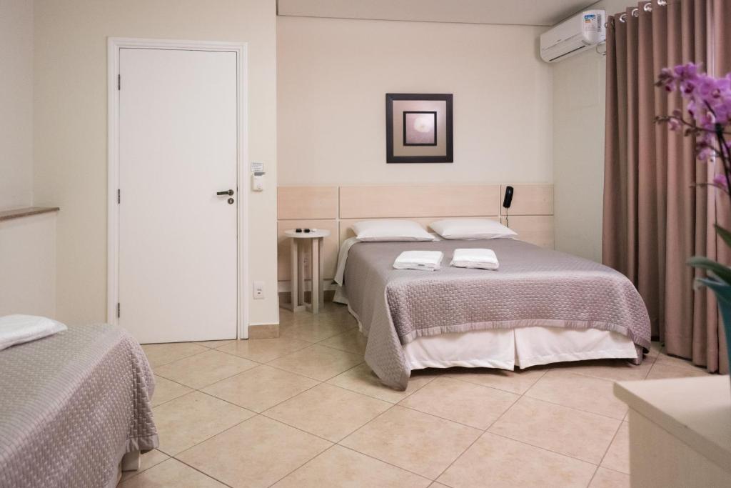  Holambra Garden Hotel
