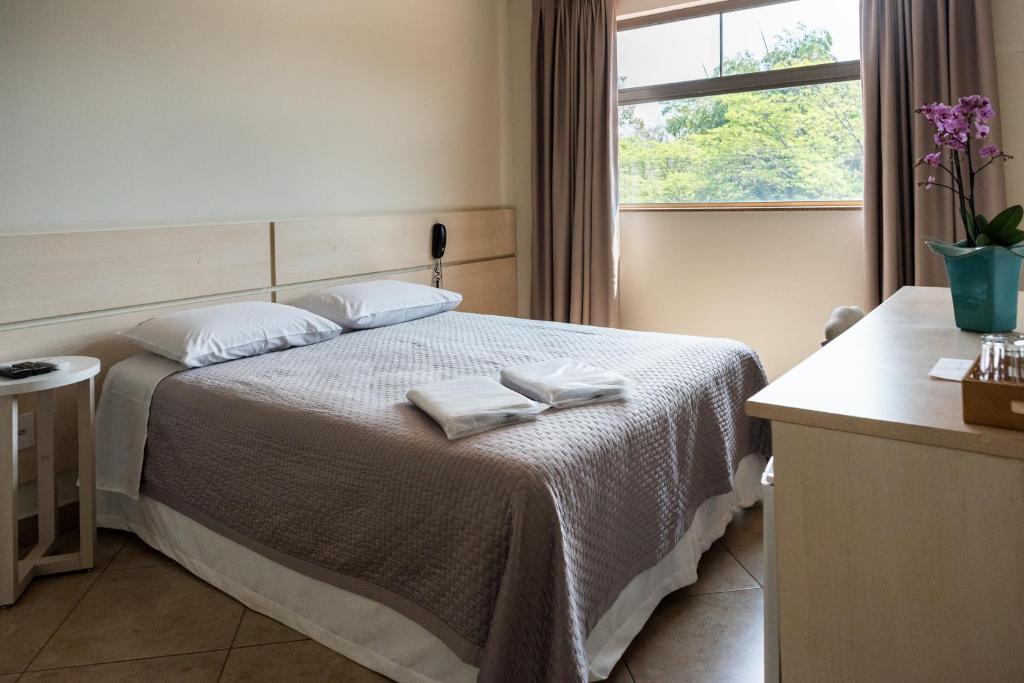  Holambra Garden Hotel