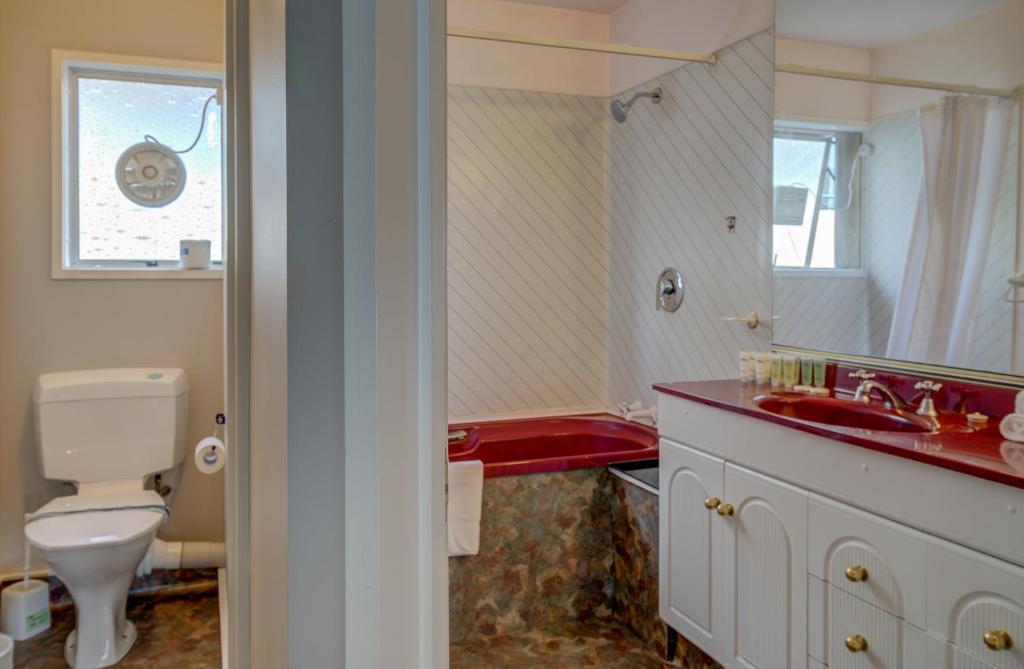 Lakefront Apartments,18 LAKE ESPLANADE ROAD - Resim 17