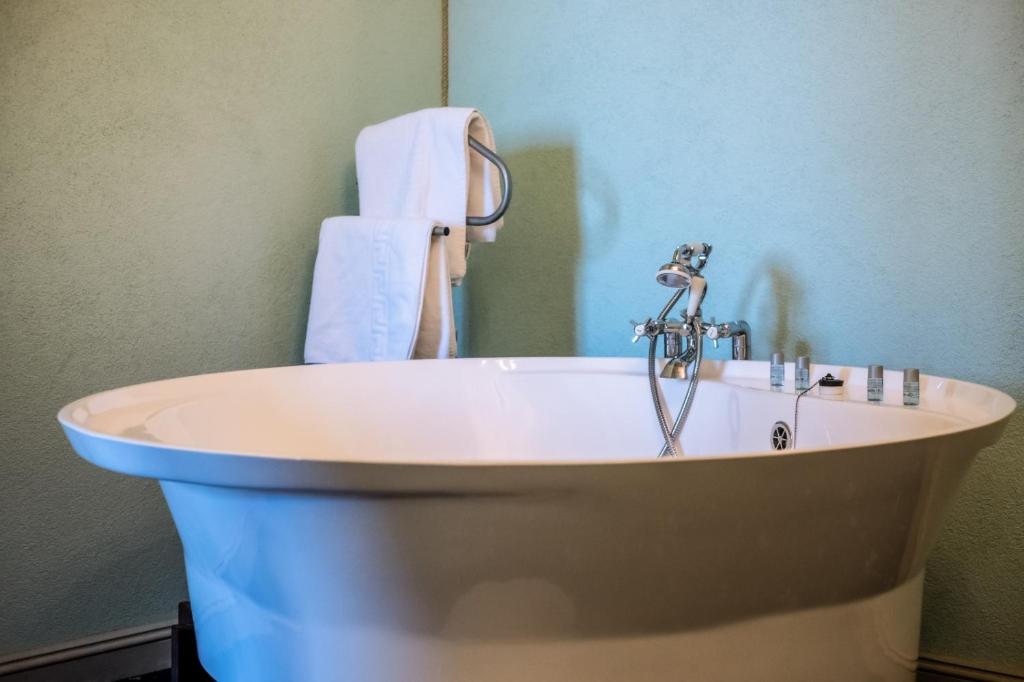 JMR Royal -Luxury Rooms & Private Sauna - Resim 14