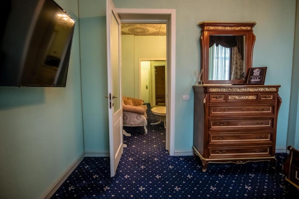 JMR Royal -Luxury Rooms & Private Sauna - Resim 19