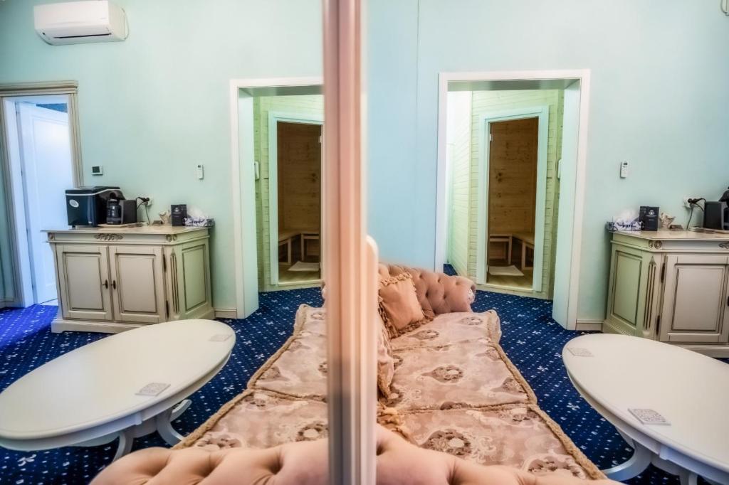 JMR Royal -Luxury Rooms & Private Sauna - Resim 23