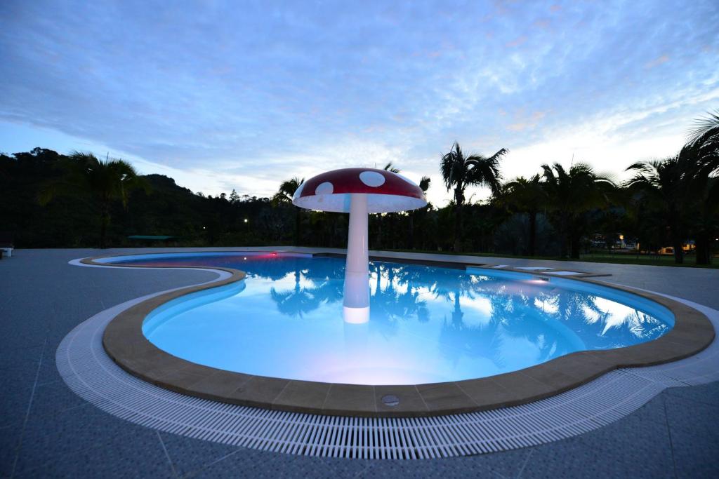 Bazén v ubytování Katathong Golf Resort & Spa nebo v jeho okolí