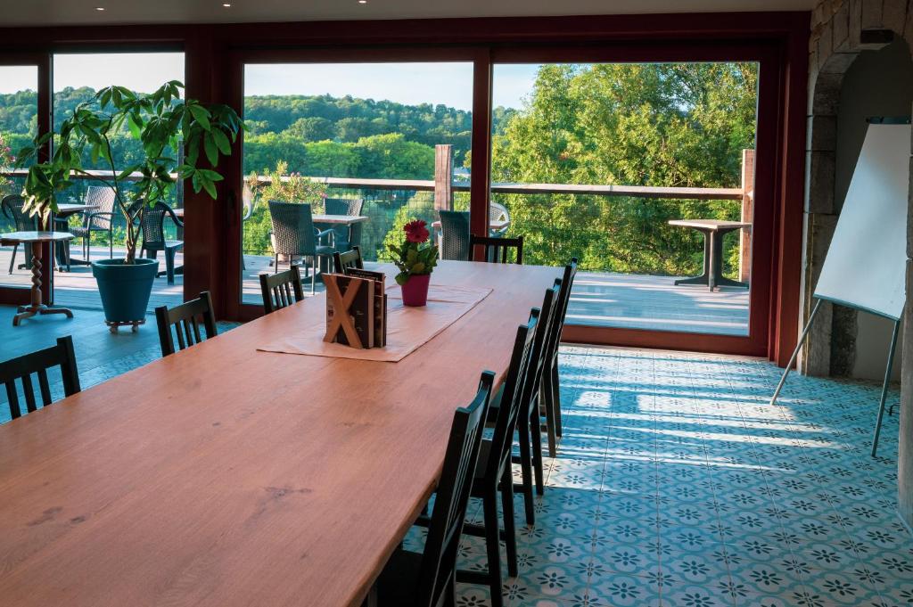 Restaurace v ubytování Un air de bourlingueurs