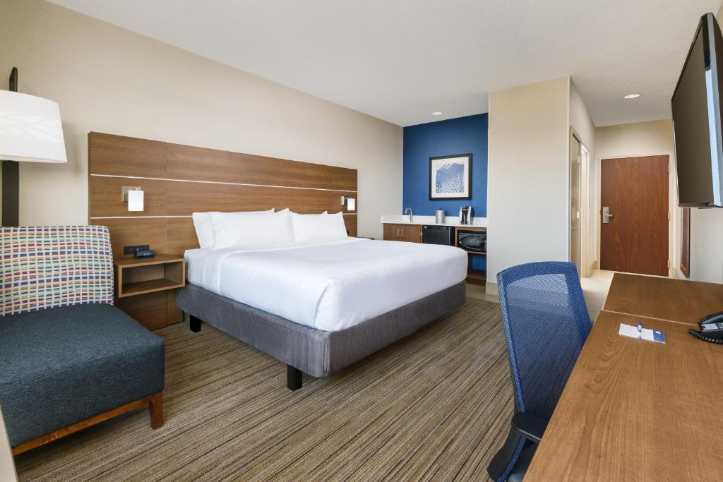 Holiday Inn Express Boston, an IHG Hotel - 