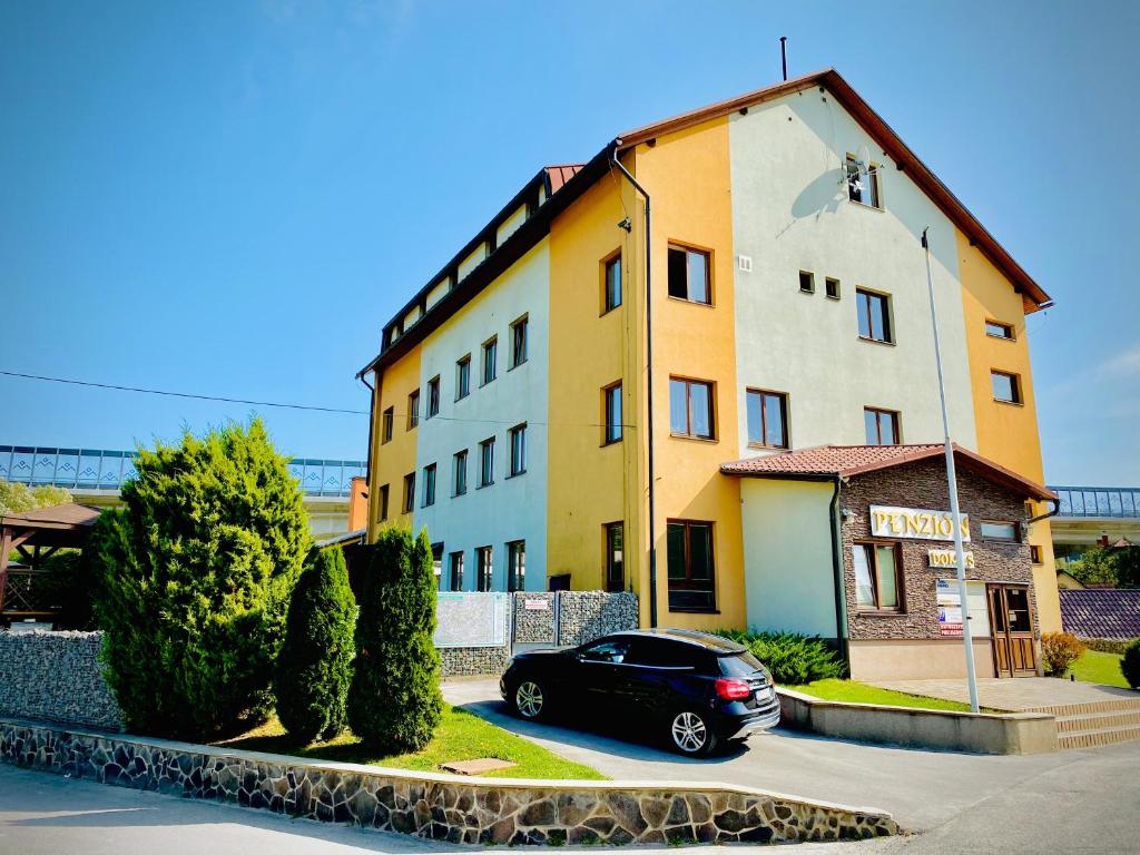 Budova, kde se penzion nachází
