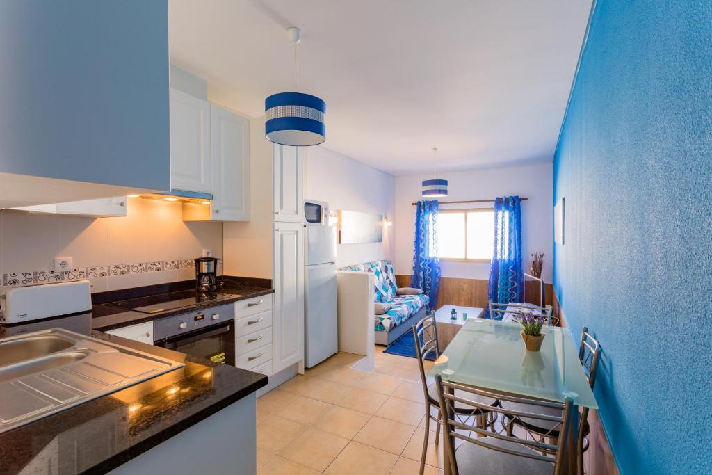 ★ Sea View ★ 1 Minute to Oldtown and Beach ★ - One-Bedroom House