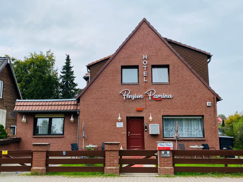 Hotel Pension Pamina - Resim 5