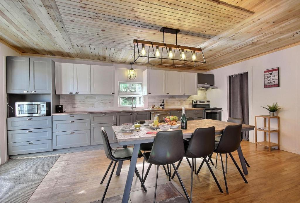 Le Chic-Rustique - SPA, chaleur, rustique - Housity