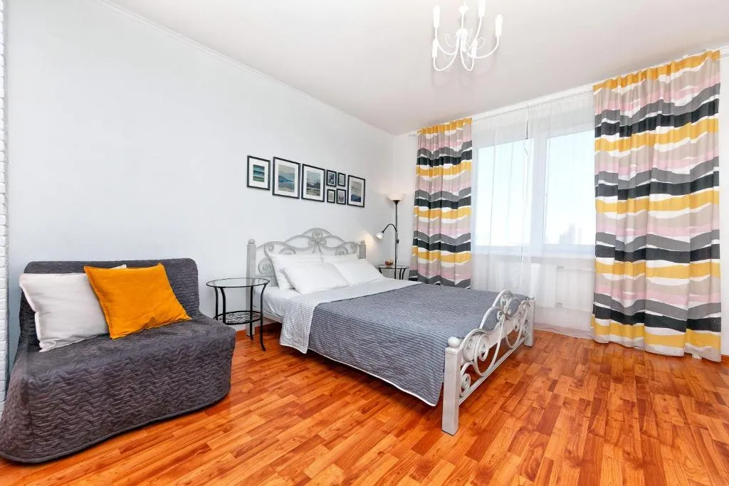 Apartment on Ordzhonikidze, Sankt Petersburg, Rusia