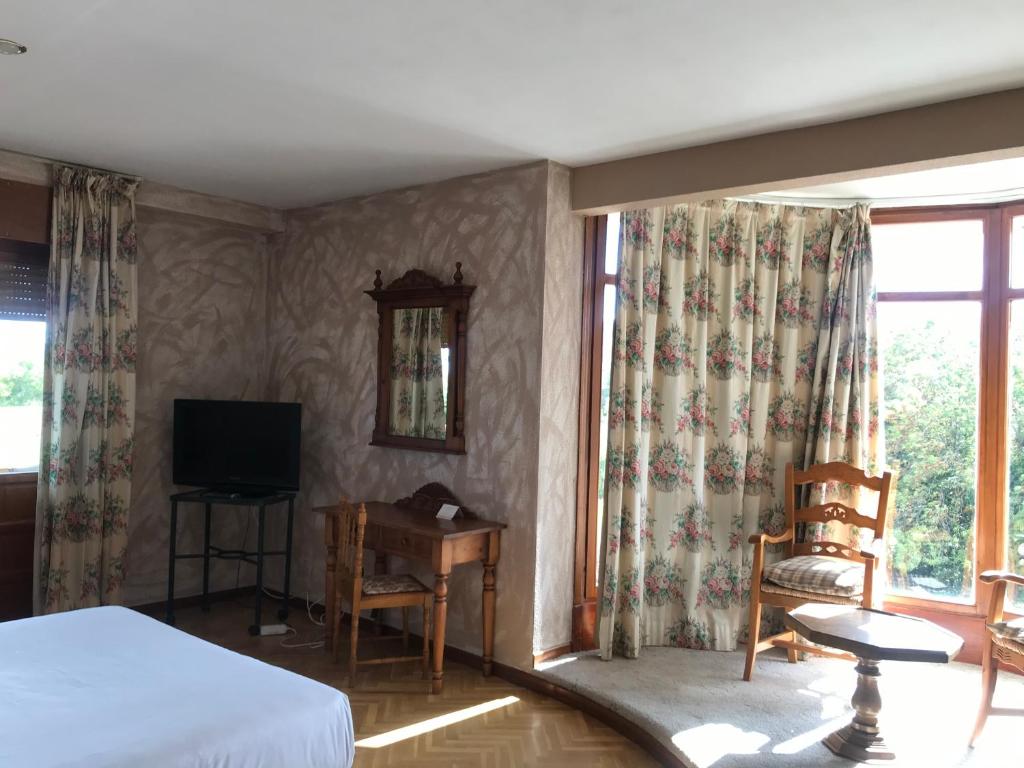 Hotel Rural Las Gacelas, Becerril de la Sierra – posodobljene ...