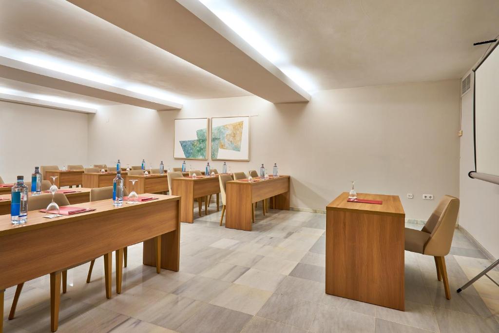 Exe Ciudad de Córdoba - Resim 24