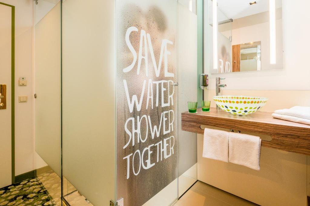 Łazienka w obiekcie Ibis Styles Wien City