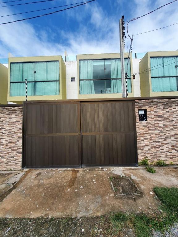 Casa com piscina duplex Barra de São Miguel/AL