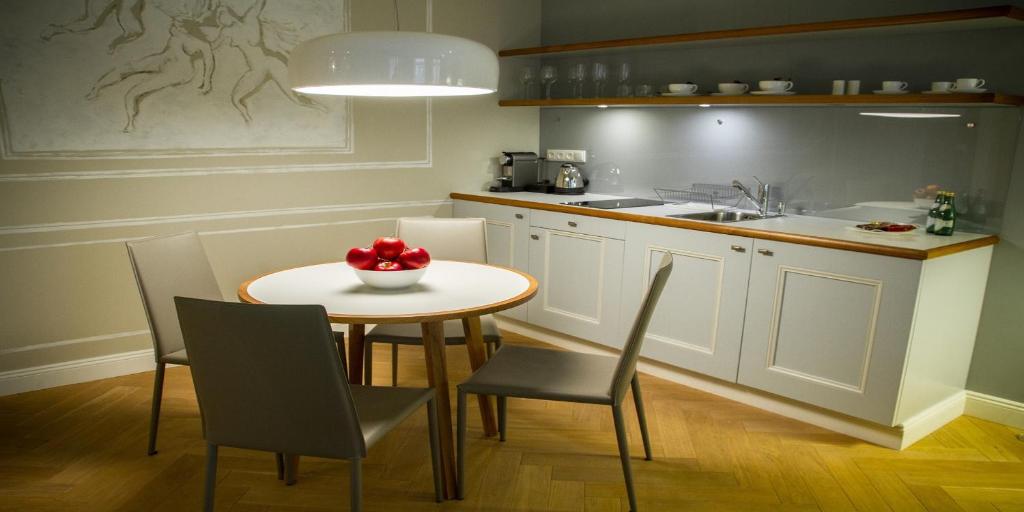 Apartamenty Bracka 6 - 11