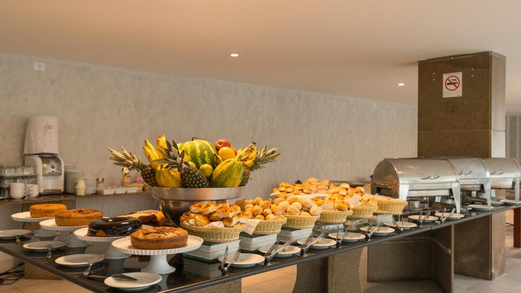 Comida no hotel ou em algum lugar perto