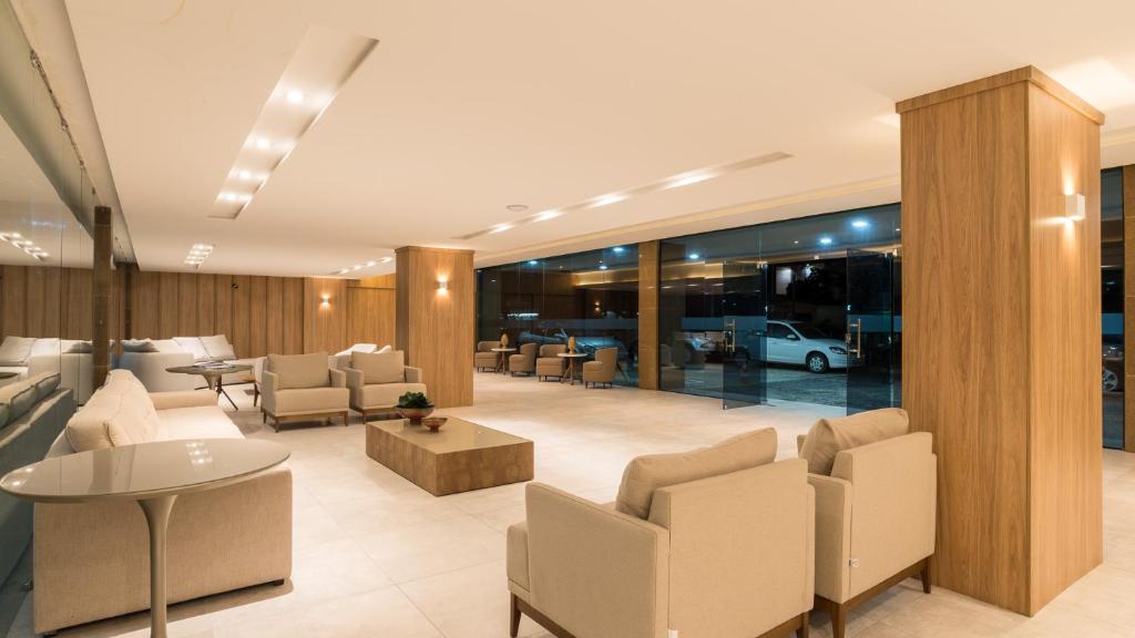 Uma área de estar em El Aram Beach & Convention