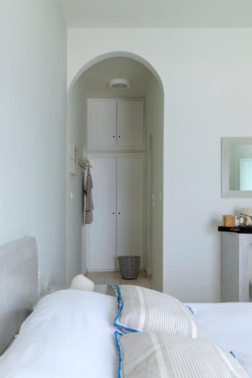 Blue Dolphins Apartments - 3