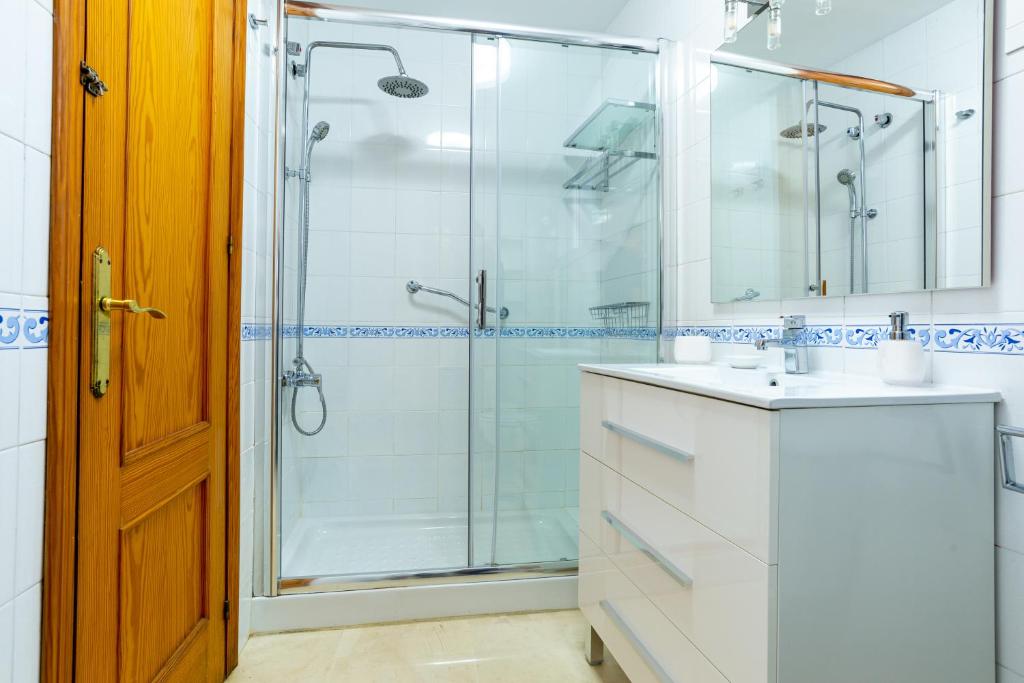 A bathroom at Victoria 50