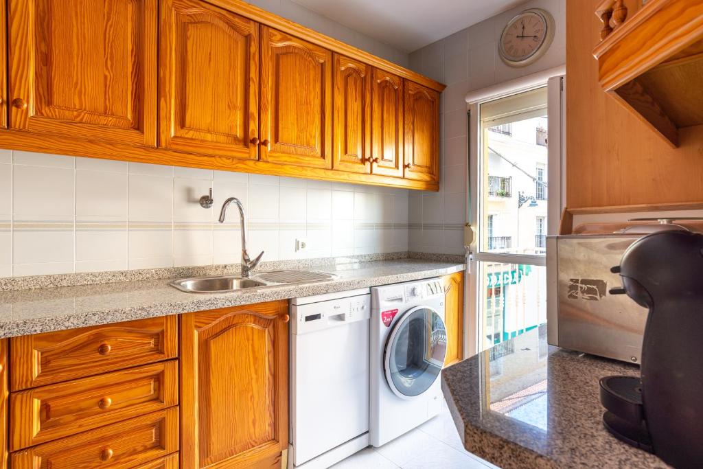 A kitchen or kitchenette at Victoria 50