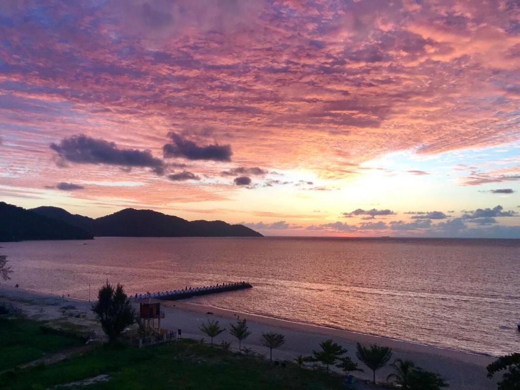 By the sea Duplex penthouse baby, Batu Ferringhi (precios actualizados 2024)