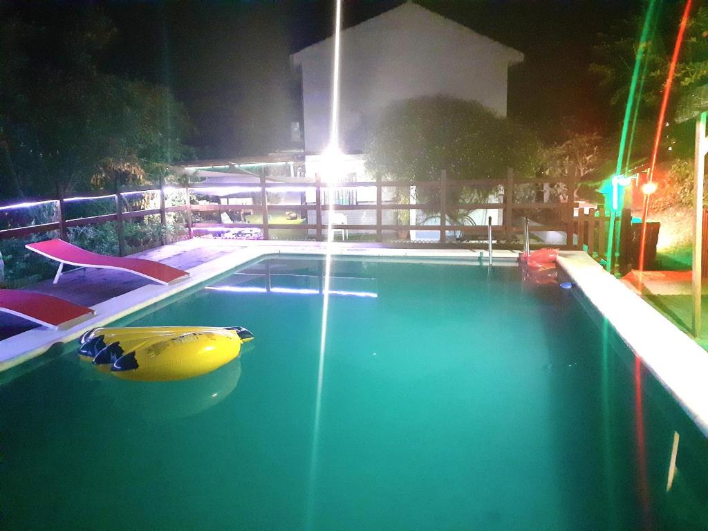The swimming pool at or close to Casa Rural La Milla Verde