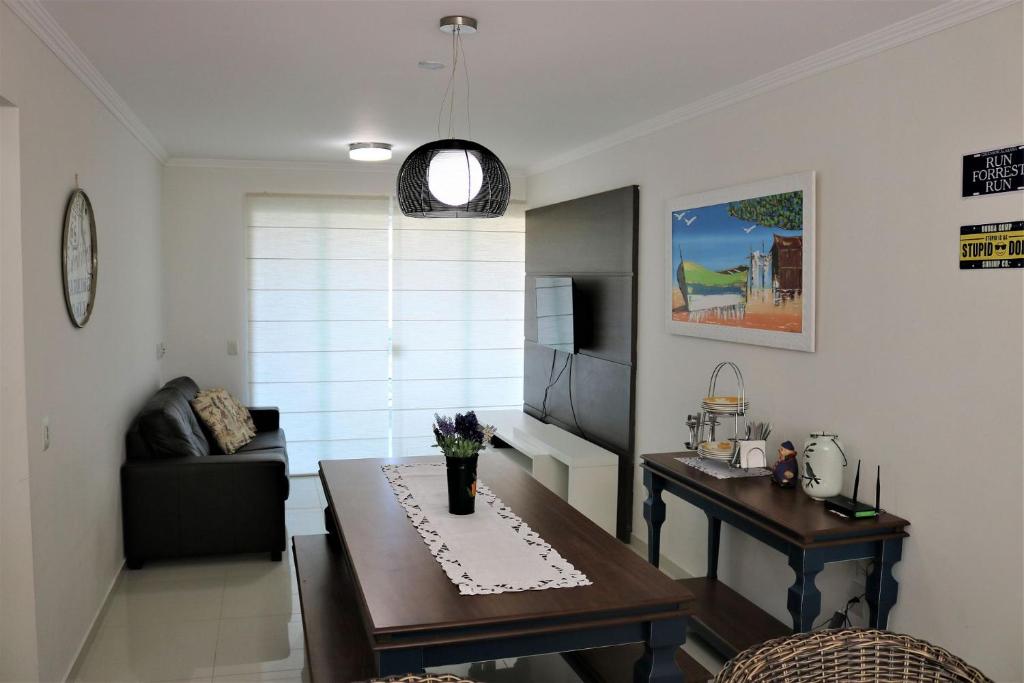 Aluguel de Apartamento 2 quartos sendo 1 suíte com Vista para o Mar em Praia Lagoinha
