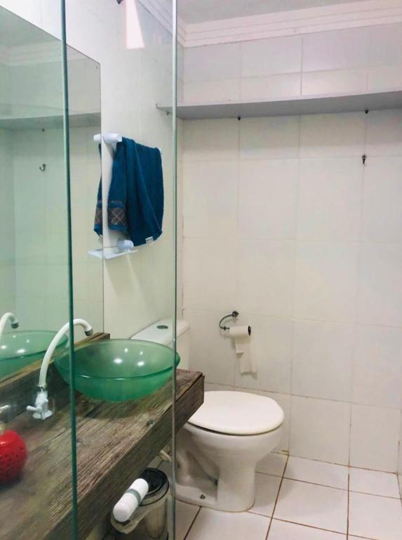  Casa térrea com hidromassagem