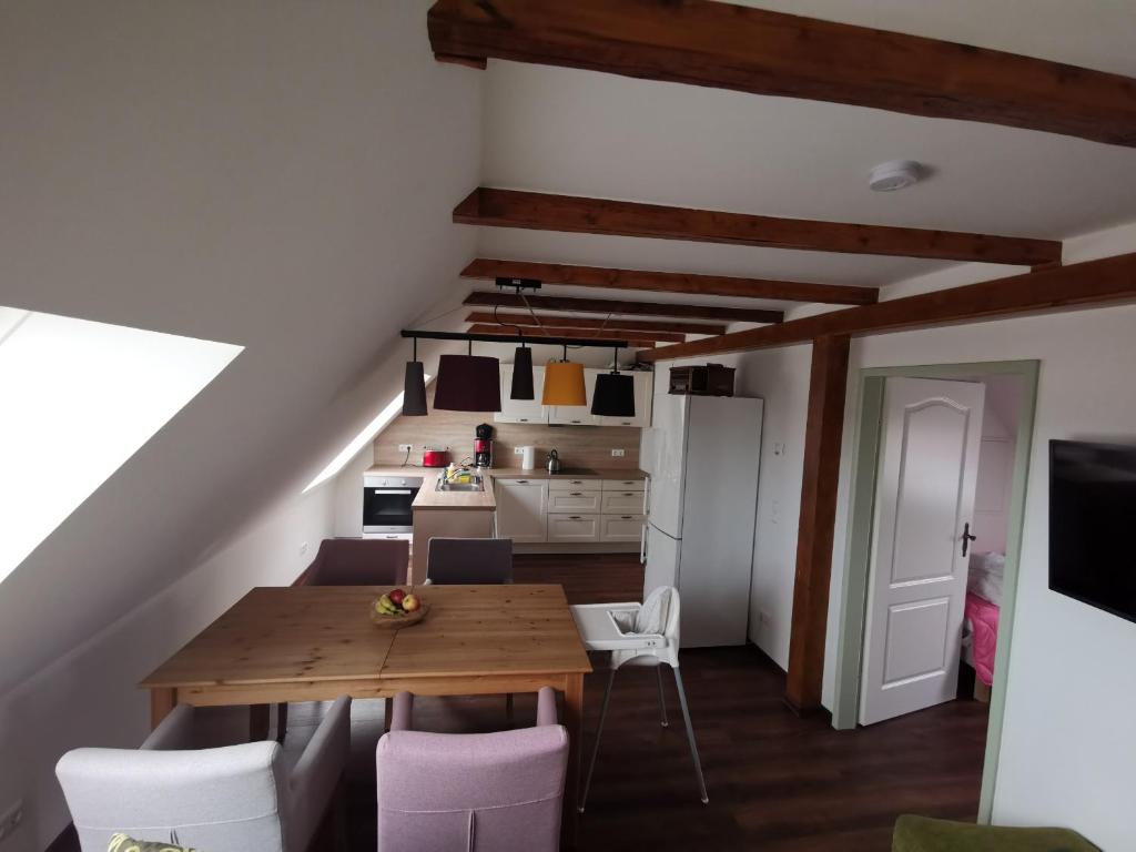 Köök või kööginurk majutusasutuses Alte Bäckerei