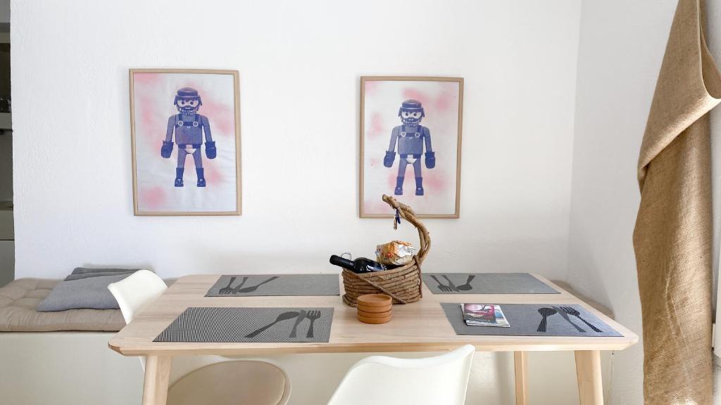 Amperian Mykonos Suites & Villas - 9