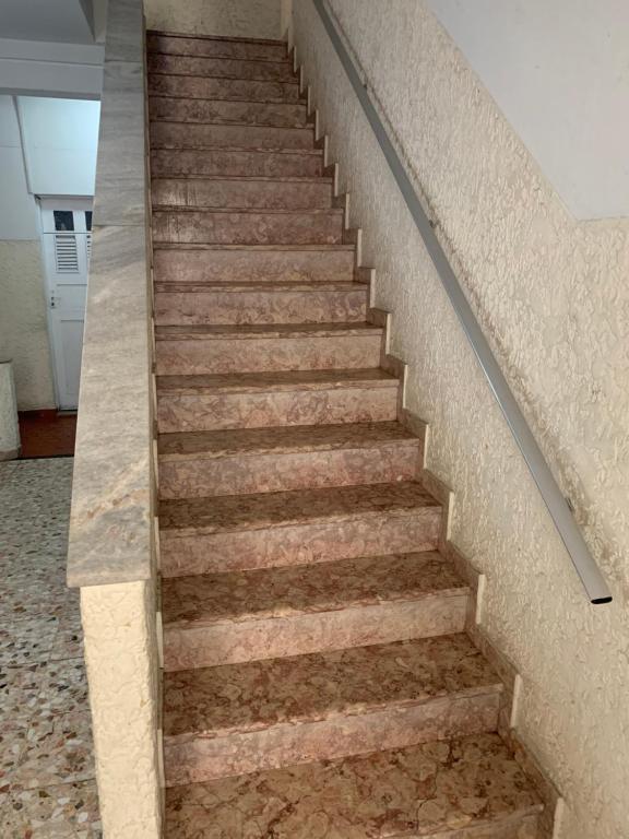  Leblon Excelente dois Quartos na quadra da Praia