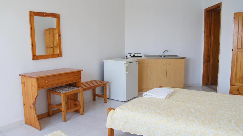 A kitchen or kitchenette at Nikos Studios