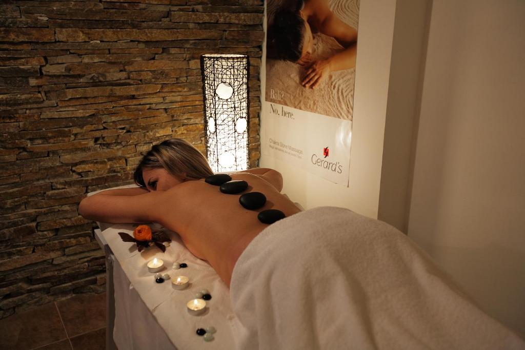 Lázně a/nebo wellness v ubytování Forest Nook Aparthotel