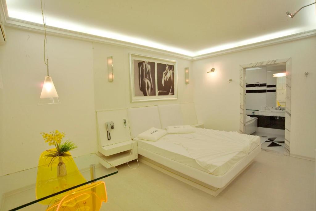  Motel Le Monde (Adult Only)