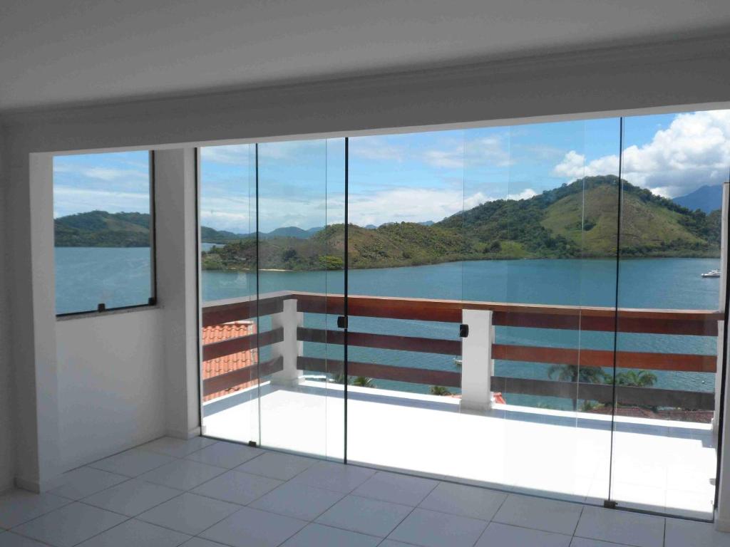  Casa em Angra dos Reis no Paraíso do Condomínio do Engenho