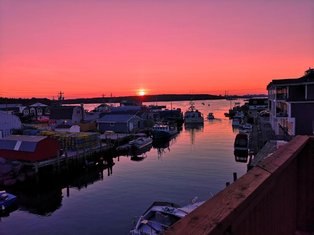 The Inn at Fisherman's cove