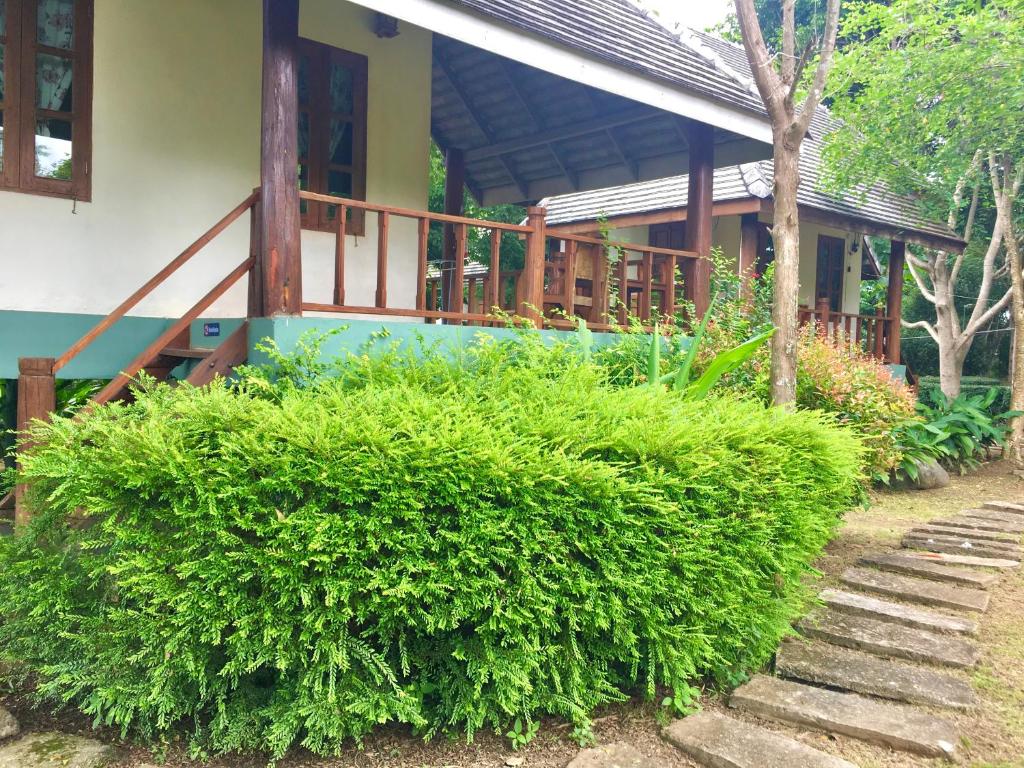 Zahrada ubytování Pai Flora Resort