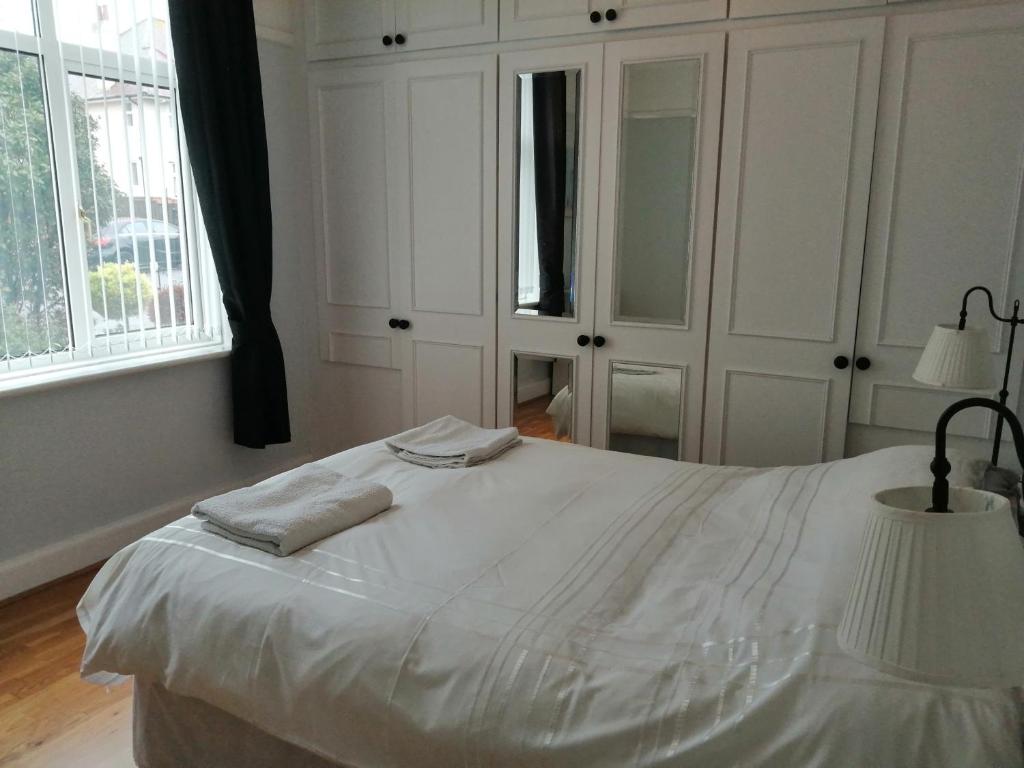 Ein Bett oder Betten in einem Zimmer der Unterkunft Lazy Days