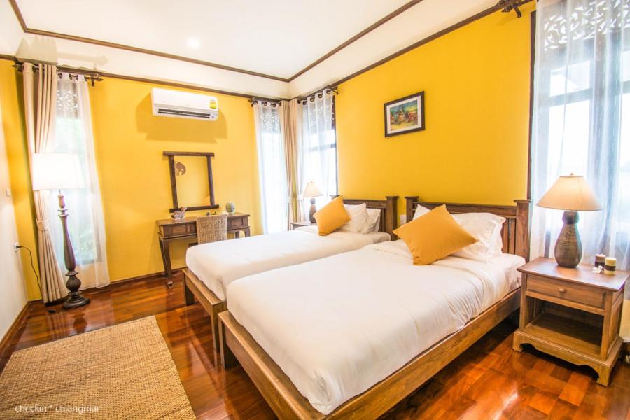 
Twin Room with Balcony
