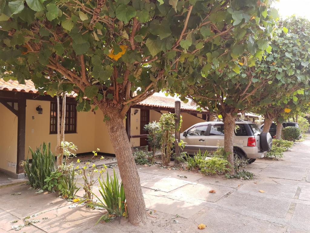  Casa de 2 andares em condomínio na Praia Grande.