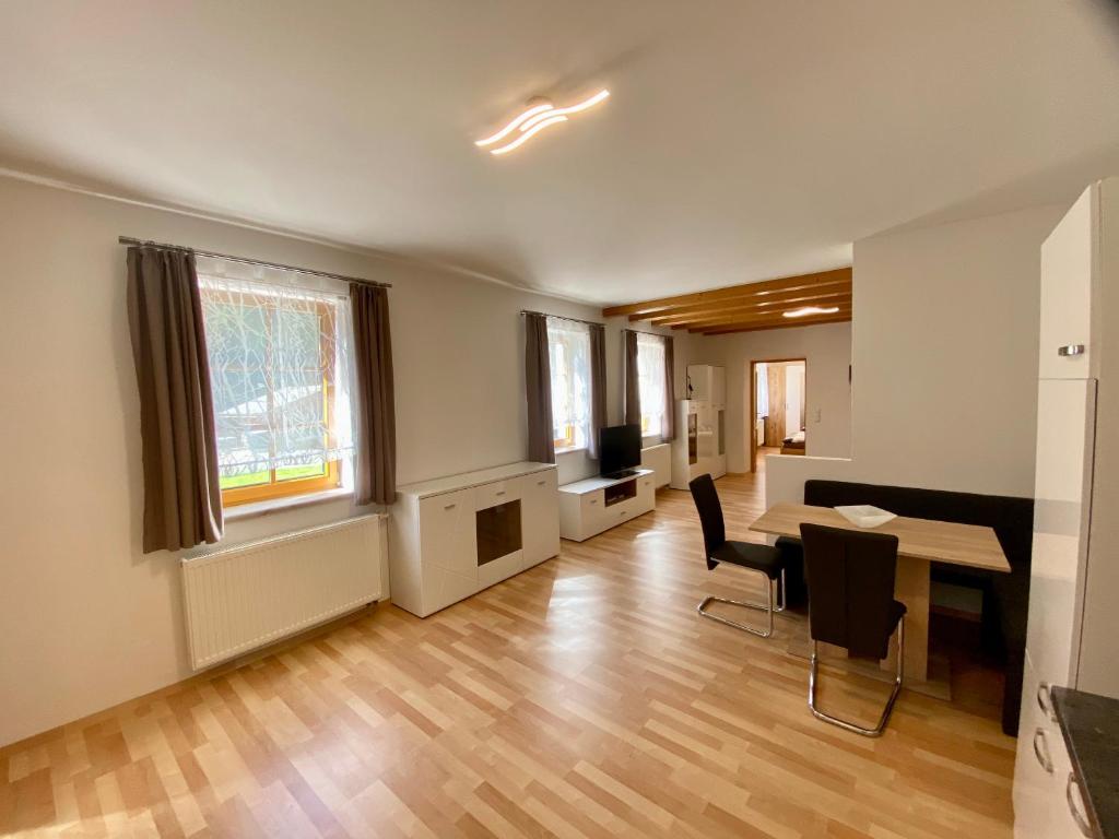 Fotografie z fotogalerie ubytování Apartment Claudia v destinaci Lunz am See