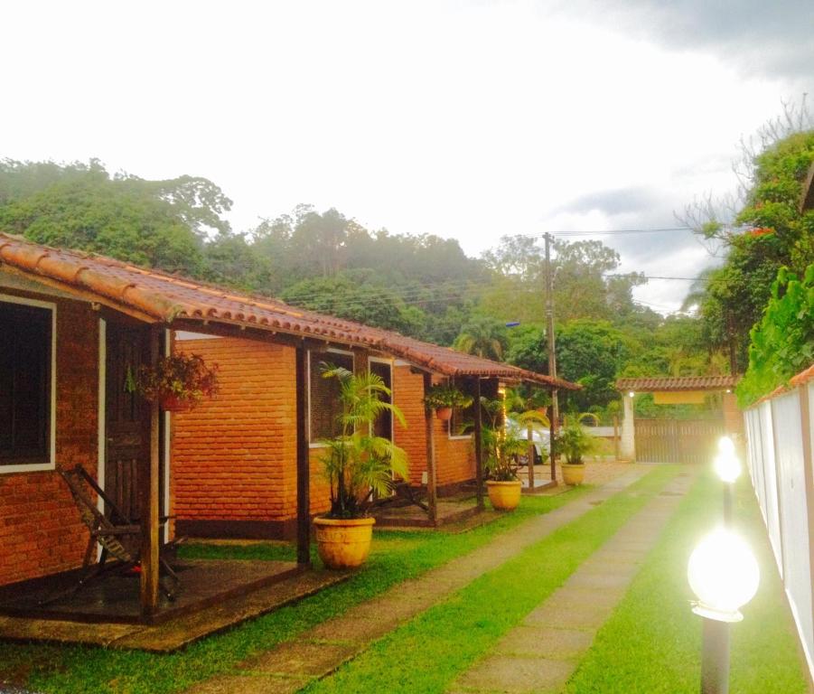  Vilarejo Penedo Chalés
