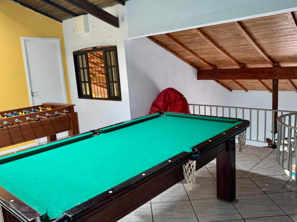  Casa com Piscina e Salão de Jogos a 500m da praia