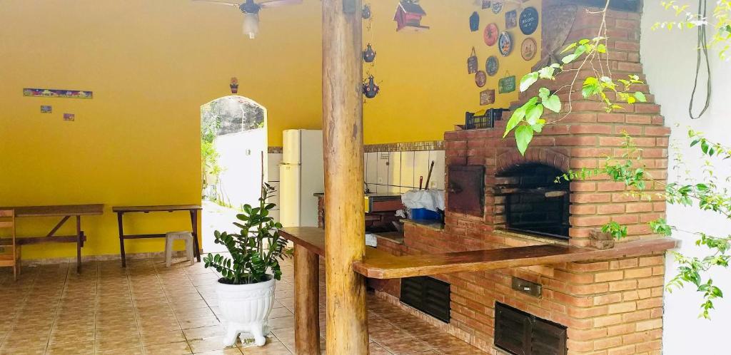  Casa com Piscina e Salão de Jogos a 500m da praia